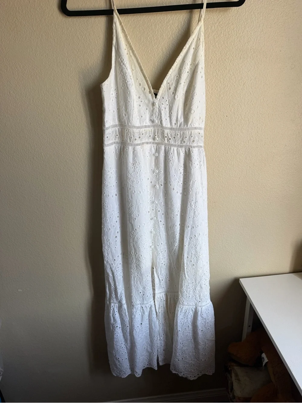 Simplee Apparel White Eyelet V-Neck Midi Dress - Picture 1 of 6